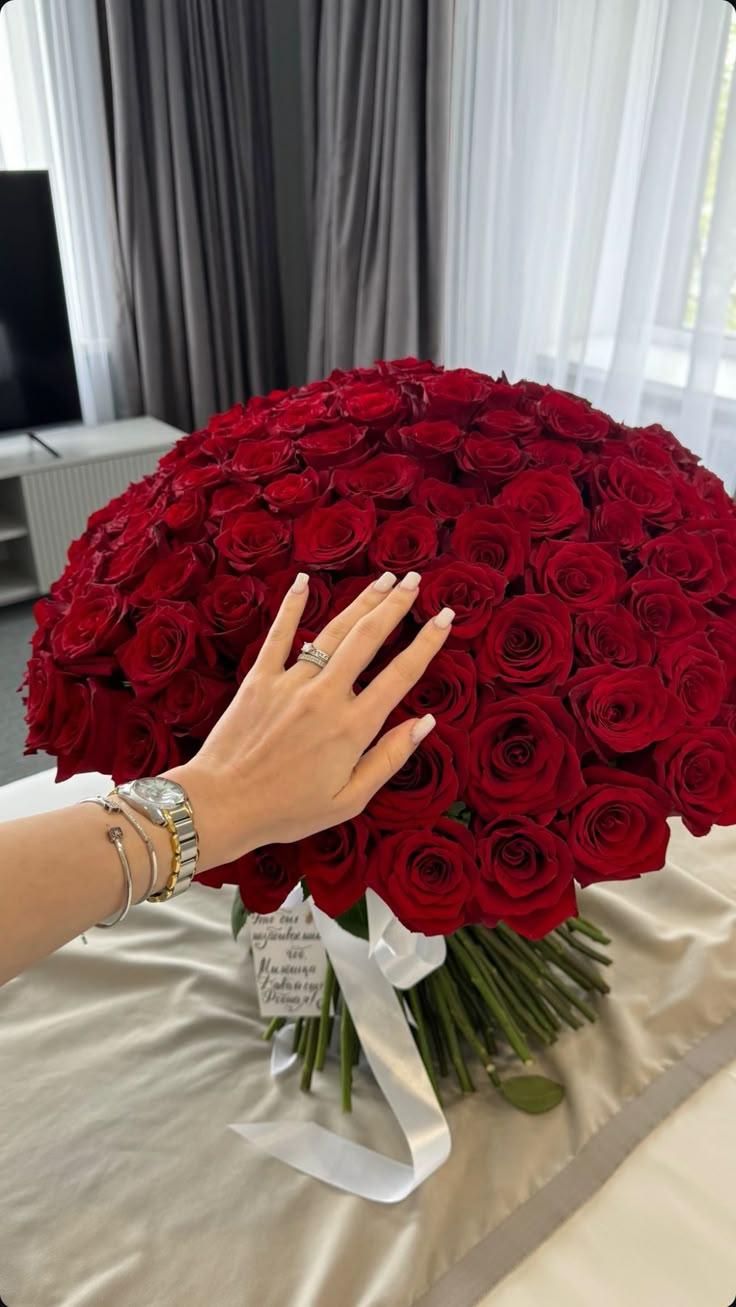 Corporate meeting room with carefully timed floral arrangements that maintain elegance throughout business hours